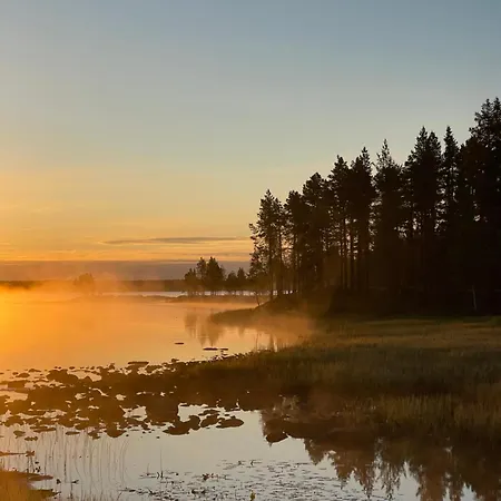 Laplandliv Cabin On The Lake With Hottub Bjorkliden  Exterior photo